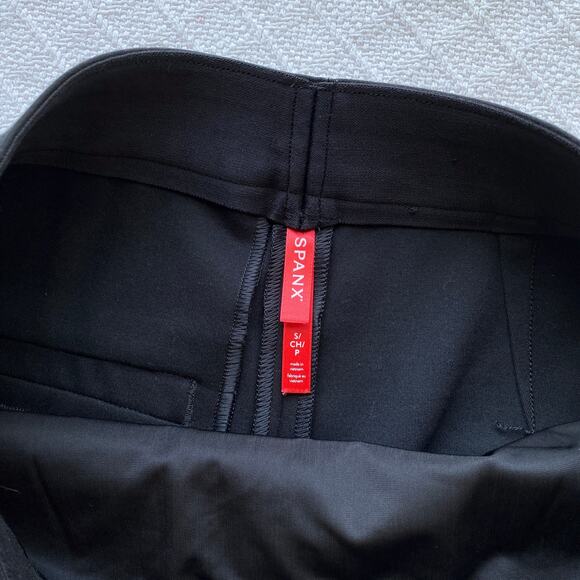 NWT Spanx The‎ Perfect A-Line Short Black Pull-On Ponte Stretch Smoothing Small - Picture 11 of 16